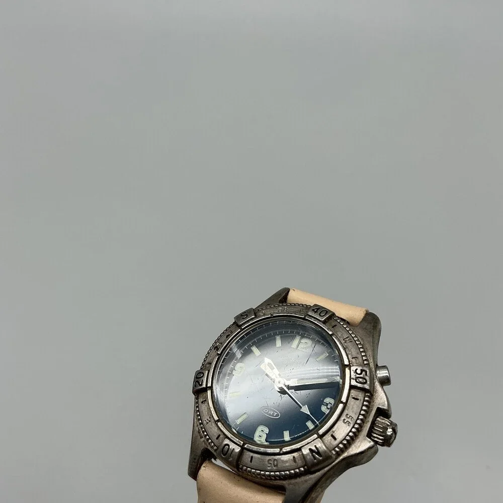 Vintage Fossil DRT DT-4041 Womens Watch 29mm Blue Dial Beige Leather New Battery